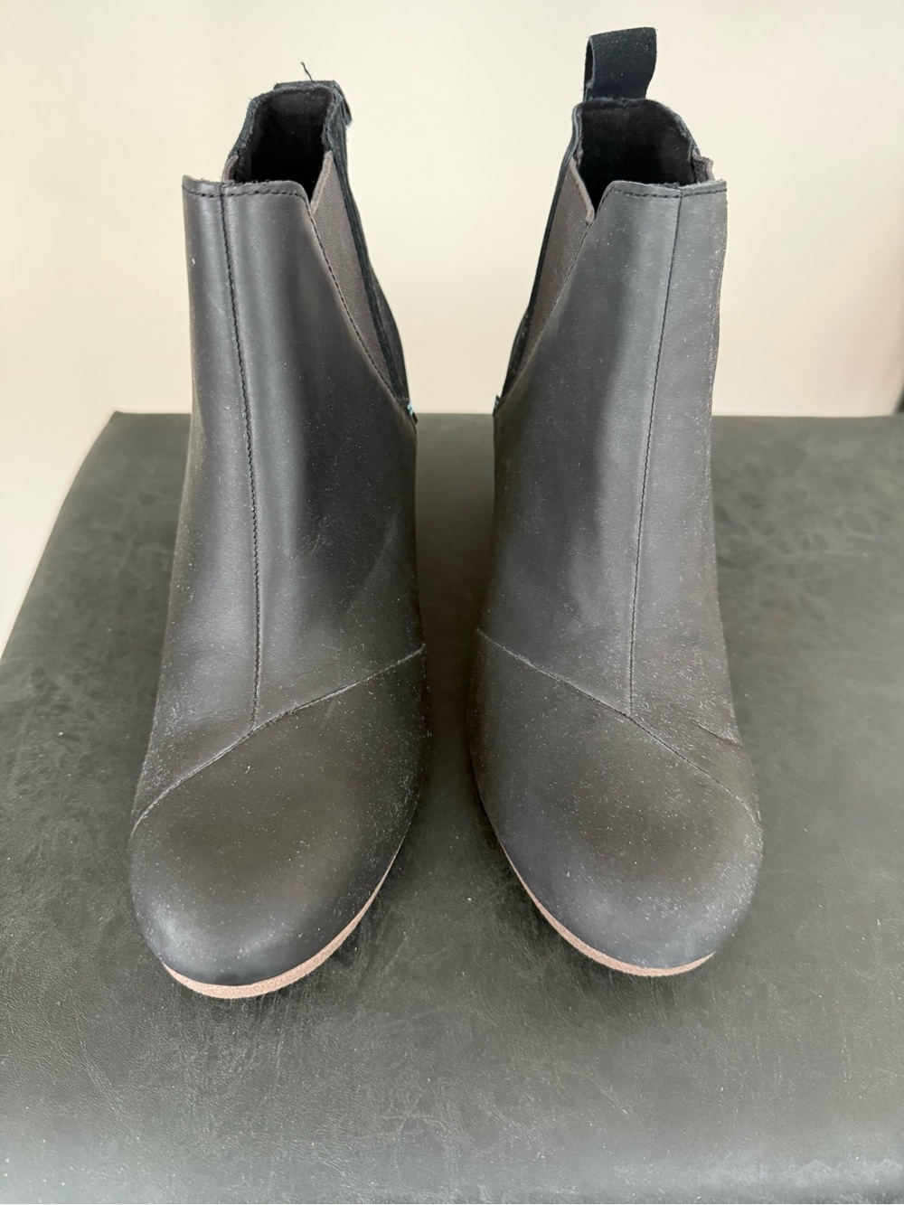 NWOT TOMS wedge boots